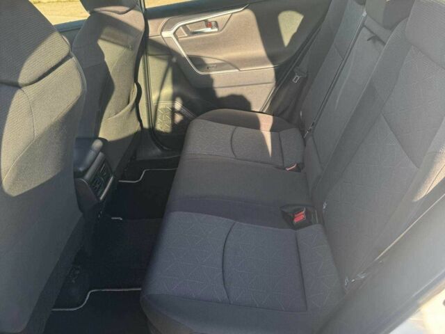 Белый Тойота РАВ 4, объемом двигателя 0 л и пробегом 76 тыс. км за 15500 $, фото 8 на Automoto.ua