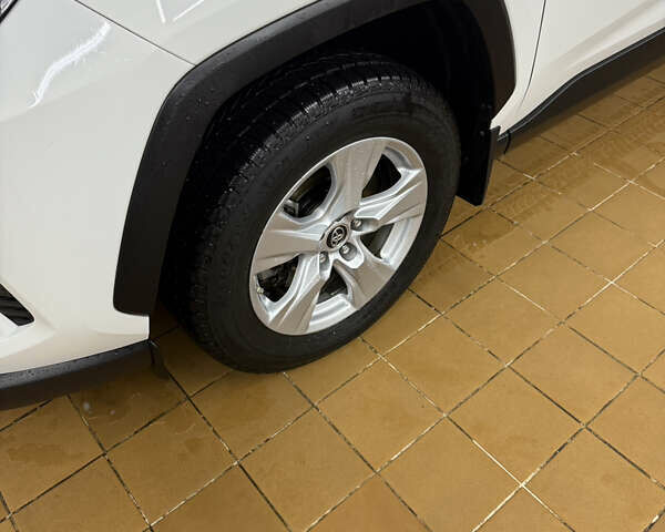 Белый Тойота РАВ 4, объемом двигателя 2.49 л и пробегом 80 тыс. км за 31700 $, фото 18 на Automoto.ua