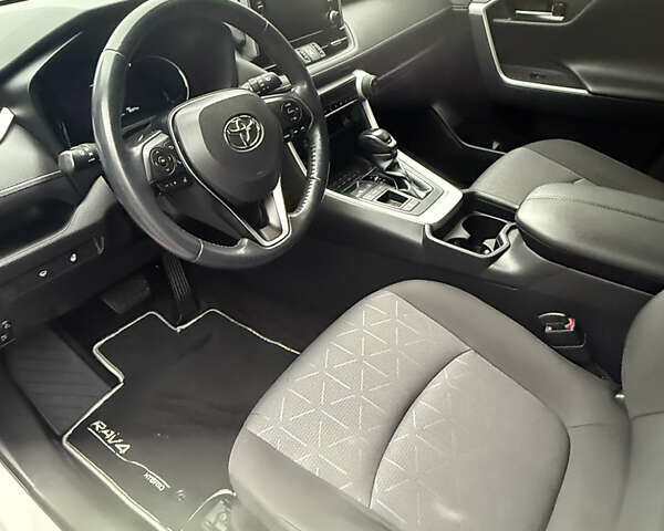 Белый Тойота РАВ 4, объемом двигателя 2.49 л и пробегом 80 тыс. км за 31700 $, фото 24 на Automoto.ua