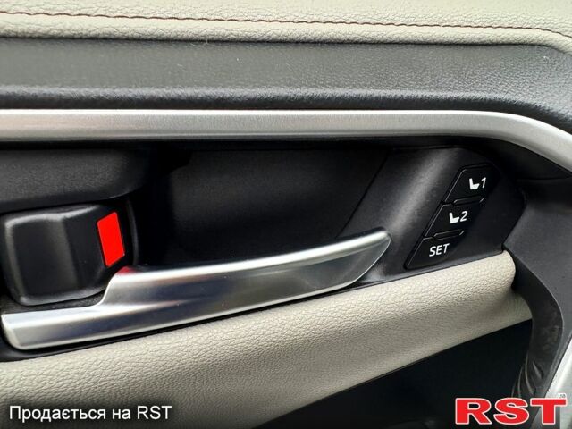 Белый Тойота РАВ 4, объемом двигателя 2 л и пробегом 99 тыс. км за 26500 $, фото 12 на Automoto.ua