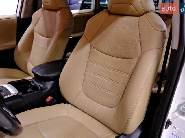 Білий Тойота РАВ 4, об'ємом двигуна 2.5 л та пробігом 98 тис. км за 32900 $, фото 36 на Automoto.ua