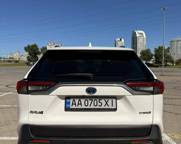 Белый Тойота РАВ 4, объемом двигателя 2.49 л и пробегом 91 тыс. км за 31500 $, фото 4 на Automoto.ua