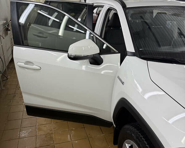 Белый Тойота РАВ 4, объемом двигателя 2.49 л и пробегом 80 тыс. км за 31700 $, фото 11 на Automoto.ua