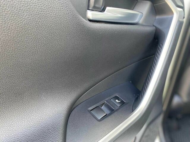 Белый Тойота РАВ 4, объемом двигателя 2 л и пробегом 101 тыс. км за 27600 $, фото 9 на Automoto.ua