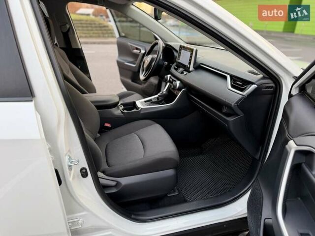 Білий Тойота РАВ 4, об'ємом двигуна 1.99 л та пробігом 93 тис. км за 25900 $, фото 42 на Automoto.ua