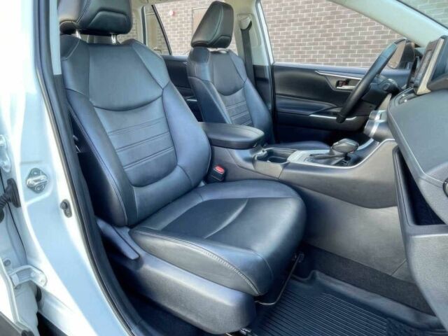 Білий Тойота РАВ 4, об'ємом двигуна 2.5 л та пробігом 36 тис. км за 14000 $, фото 10 на Automoto.ua