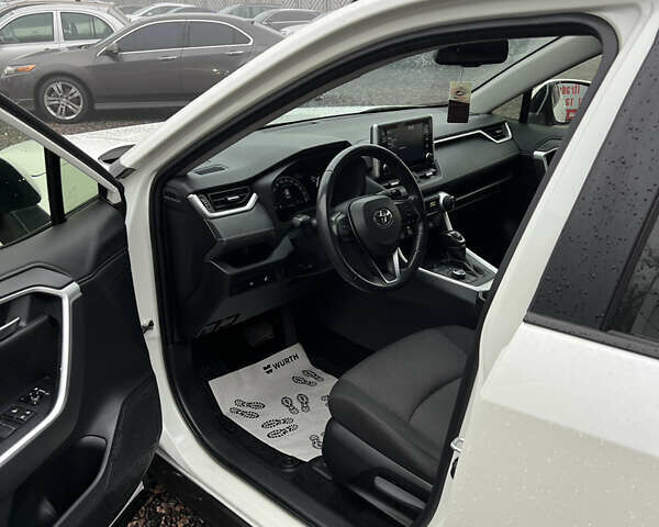 Белый Тойота РАВ 4, объемом двигателя 1.99 л и пробегом 88 тыс. км за 27000 $, фото 9 на Automoto.ua