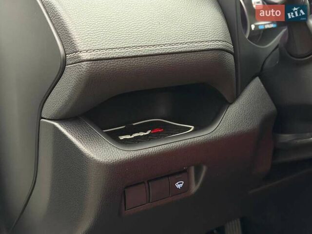 Белый Тойота РАВ 4, объемом двигателя 1.99 л и пробегом 69 тыс. км за 25000 $, фото 34 на Automoto.ua