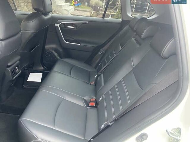 Белый Тойота РАВ 4, объемом двигателя 2 л и пробегом 41 тыс. км за 30700 $, фото 45 на Automoto.ua