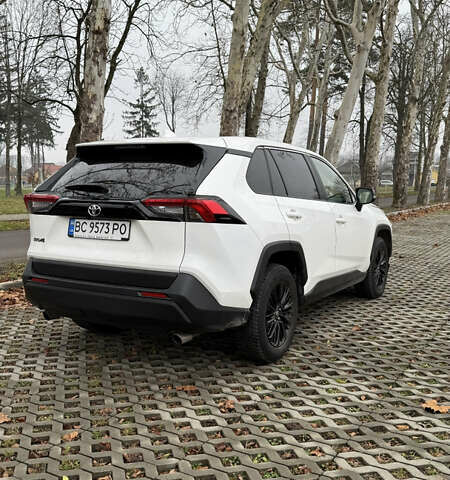 Білий Тойота РАВ 4, об'ємом двигуна 1.99 л та пробігом 140 тис. км за 23300 $, фото 9 на Automoto.ua