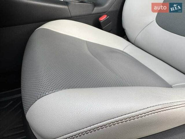 Белый Тойота РАВ 4, объемом двигателя 1.99 л и пробегом 99 тыс. км за 27500 $, фото 52 на Automoto.ua