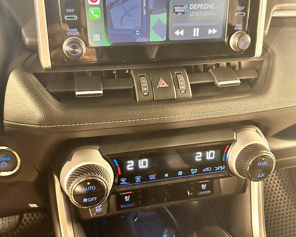 Тойота РАВ 4 2019 в Киеве на Automoto.ua Белый Тойота РАВ 4, объемом двигателя 2.49 л и пробегом 85 тыс. км за 41500 $, фото 39 на Automoto.ua