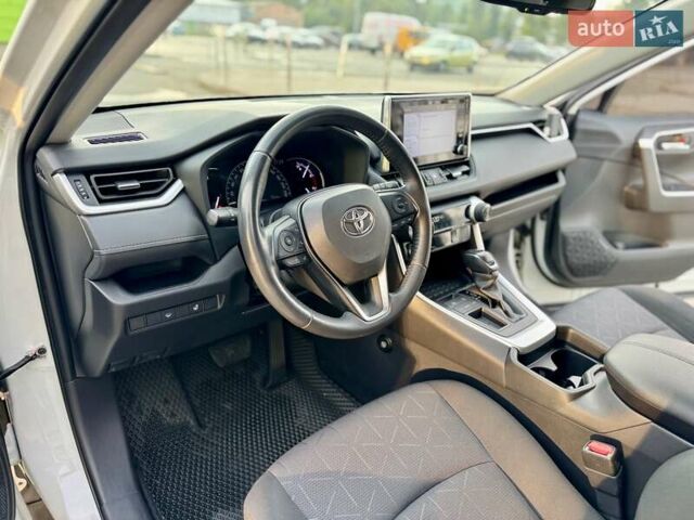 Белый Тойота РАВ 4, объемом двигателя 1.99 л и пробегом 93 тыс. км за 26900 $, фото 30 на Automoto.ua