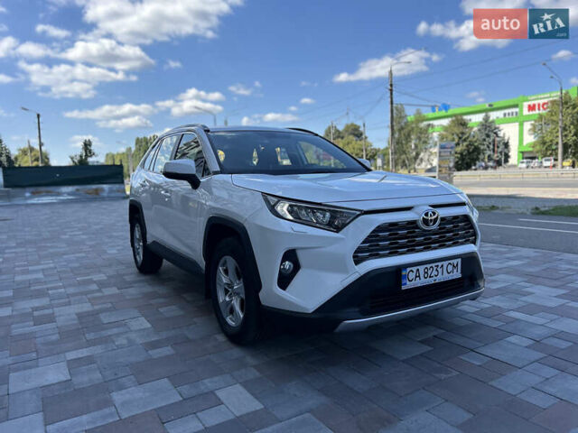 Белый Тойота РАВ 4, объемом двигателя 2 л и пробегом 70 тыс. км за 28750 $, фото 9 на Automoto.ua
