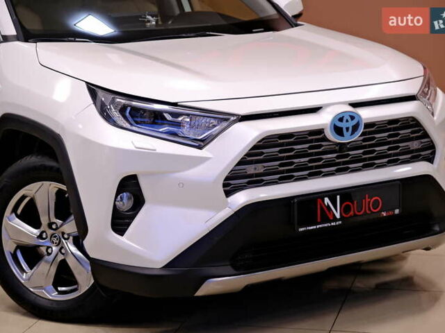 Білий Тойота РАВ 4, об'ємом двигуна 2.5 л та пробігом 98 тис. км за 32900 $, фото 6 на Automoto.ua