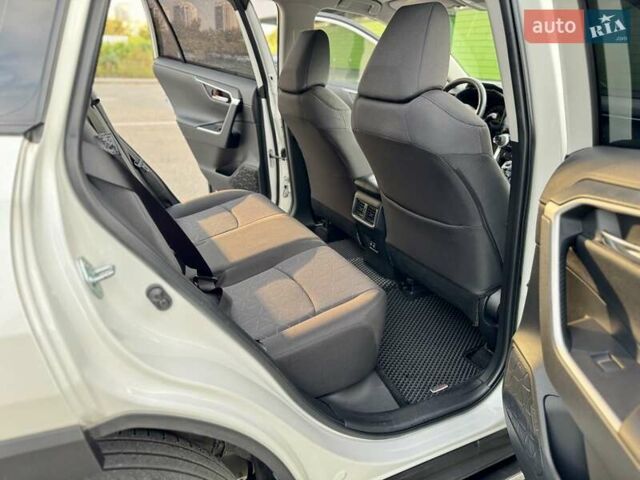 Белый Тойота РАВ 4, объемом двигателя 1.99 л и пробегом 93 тыс. км за 26900 $, фото 37 на Automoto.ua