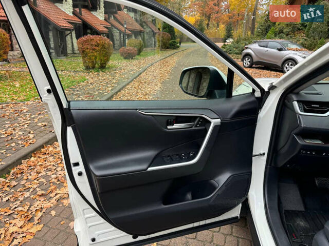 Белый Тойота РАВ 4, объемом двигателя 2.49 л и пробегом 78 тыс. км за 28500 $, фото 33 на Automoto.ua