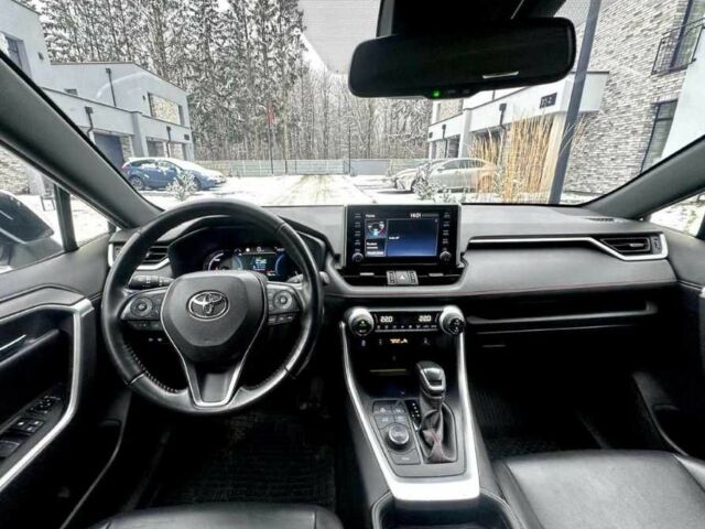 Белый Тойота РАВ 4, объемом двигателя 2.5 л и пробегом 101 тыс. км за 15000 $, фото 9 на Automoto.ua