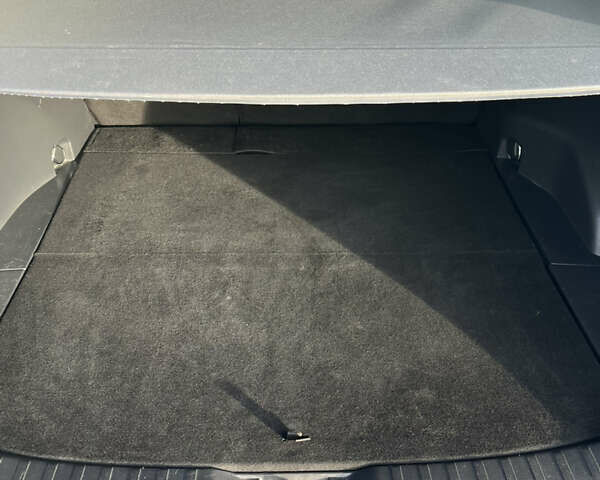 Белый Тойота РАВ 4, объемом двигателя 2.49 л и пробегом 105 тыс. км за 33000 $, фото 1 на Automoto.ua