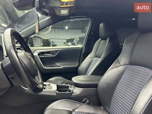 Білий Тойота РАВ 4, об'ємом двигуна 2.49 л та пробігом 78 тис. км за 31500 $, фото 9 на Automoto.ua