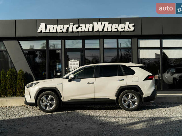 Белый Тойота РАВ 4, объемом двигателя 2.49 л и пробегом 119 тыс. км за 33900 $, фото 3 на Automoto.ua