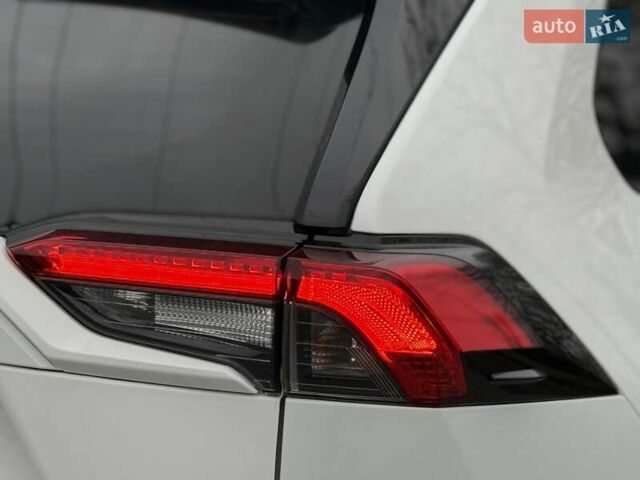 Белый Тойота РАВ 4, объемом двигателя 1.99 л и пробегом 77 тыс. км за 25300 $, фото 26 на Automoto.ua