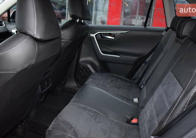 Білий Тойота РАВ 4, об'ємом двигуна 1.99 л та пробігом 112 тис. км за 26800 $, фото 10 на Automoto.ua