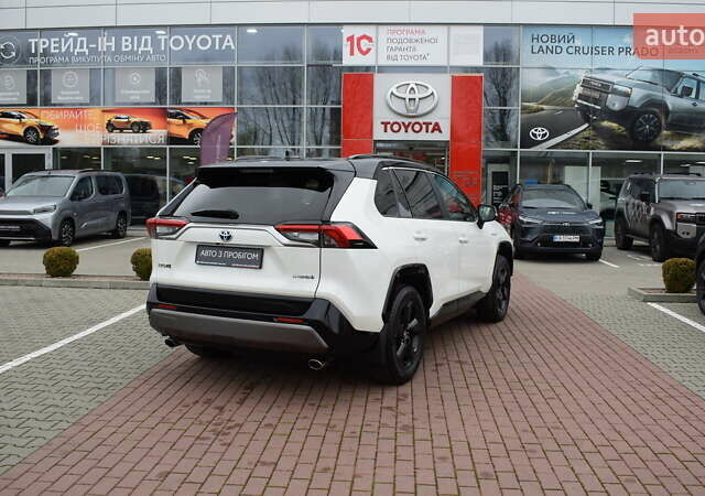 Білий Тойота РАВ 4, об'ємом двигуна 2.49 л та пробігом 132 тис. км за 31200 $, фото 16 на Automoto.ua