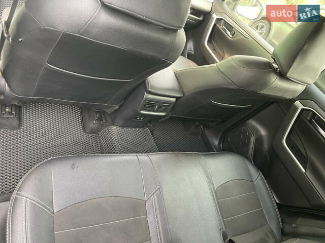 Білий Тойота РАВ 4, об'ємом двигуна 2 л та пробігом 89 тис. км за 29200 $, фото 19 на Automoto.ua