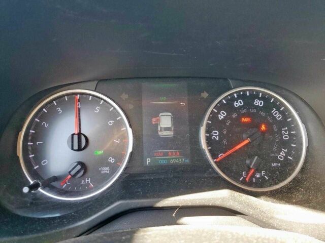 Белый Тойота РАВ 4, объемом двигателя 2.5 л и пробегом 69 тыс. км за 10000 $, фото 8 на Automoto.ua