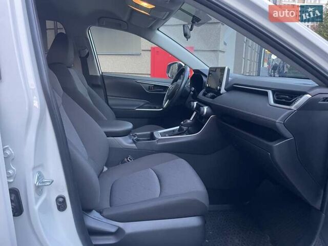 Белый Тойота РАВ 4, объемом двигателя 1.99 л и пробегом 52 тыс. км за 28500 $, фото 13 на Automoto.ua