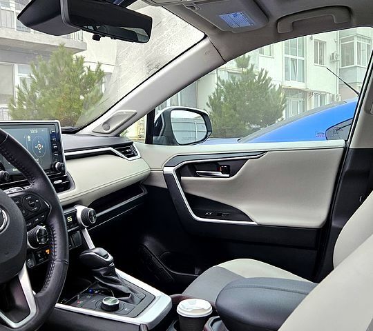 Білий Тойота РАВ 4, об'ємом двигуна 2.5 л та пробігом 100 тис. км за 36500 $, фото 11 на Automoto.ua