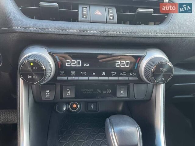 Белый Тойота РАВ 4, объемом двигателя 2.5 л и пробегом 78 тыс. км за 32500 $, фото 41 на Automoto.ua