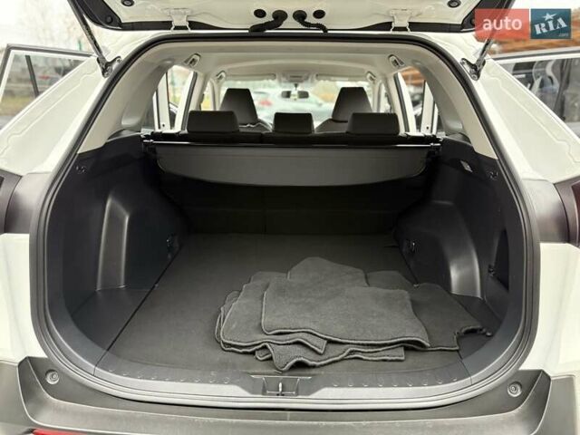 Белый Тойота РАВ 4, объемом двигателя 1.99 л и пробегом 77 тыс. км за 25300 $, фото 60 на Automoto.ua