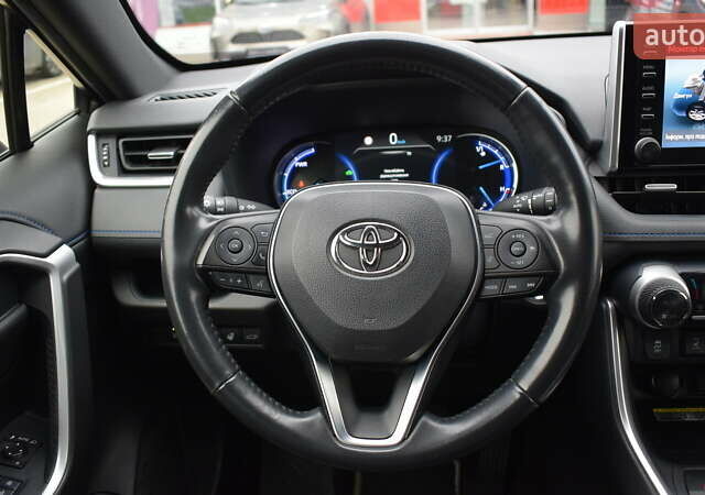 Білий Тойота РАВ 4, об'ємом двигуна 2.49 л та пробігом 132 тис. км за 31200 $, фото 8 на Automoto.ua