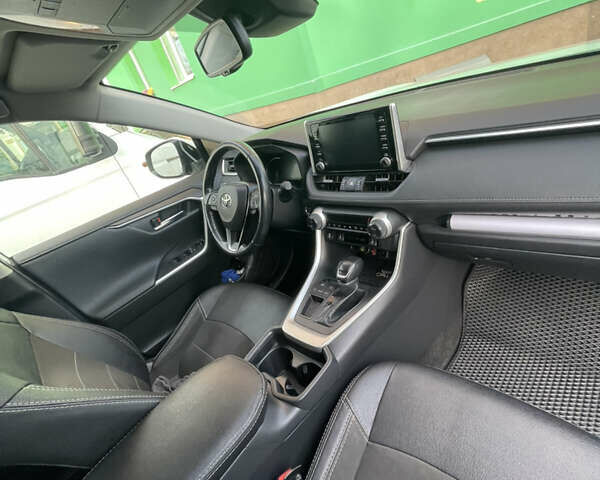 Білий Тойота РАВ 4, об'ємом двигуна 2 л та пробігом 89 тис. км за 29200 $, фото 8 на Automoto.ua