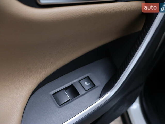 Білий Тойота РАВ 4, об'ємом двигуна 2.49 л та пробігом 95 тис. км за 37900 $, фото 33 на Automoto.ua