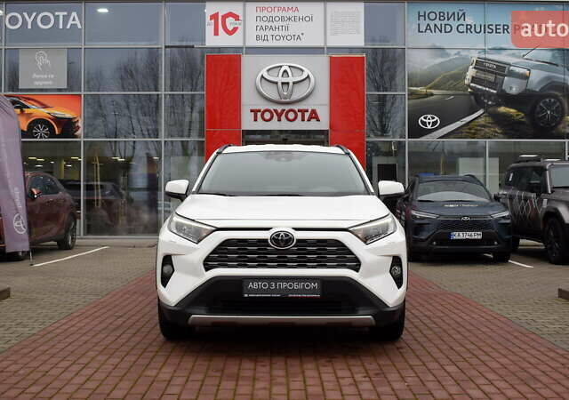 Білий Тойота РАВ 4, об'ємом двигуна 1.99 л та пробігом 112 тис. км за 26800 $, фото 4 на Automoto.ua