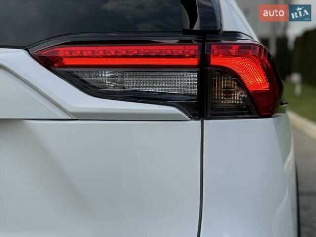 Білий Тойота РАВ 4, об'ємом двигуна 1.99 л та пробігом 76 тис. км за 22500 $, фото 20 на Automoto.ua