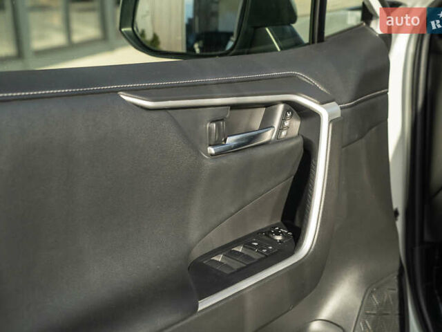 Белый Тойота РАВ 4, объемом двигателя 2.49 л и пробегом 119 тыс. км за 33900 $, фото 41 на Automoto.ua