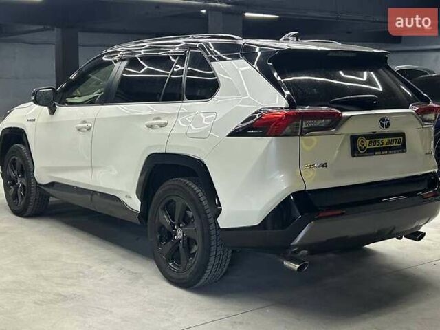 Білий Тойота РАВ 4, об'ємом двигуна 2.49 л та пробігом 78 тис. км за 31500 $, фото 3 на Automoto.ua