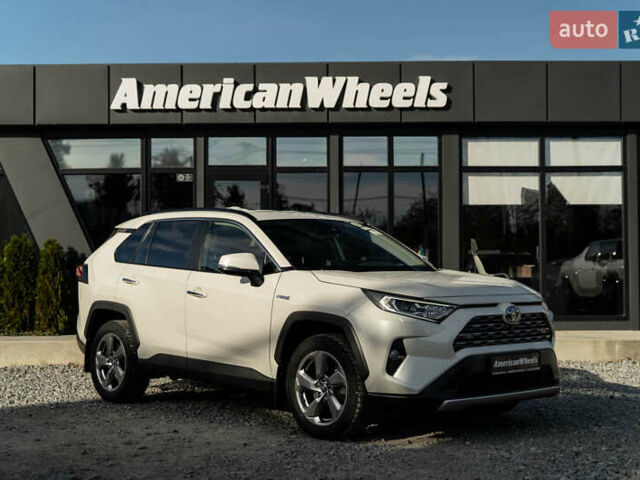 Белый Тойота РАВ 4, объемом двигателя 2.49 л и пробегом 119 тыс. км за 33900 $, фото 2 на Automoto.ua