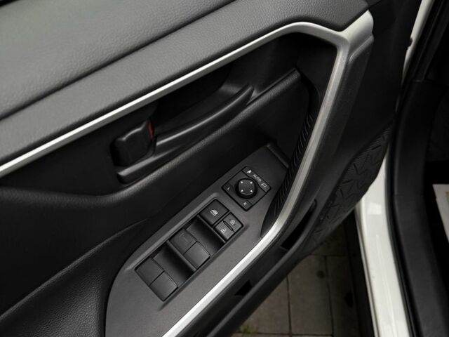 Белый Тойота РАВ 4, объемом двигателя 2 л и пробегом 52 тыс. км за 26900 $, фото 10 на Automoto.ua