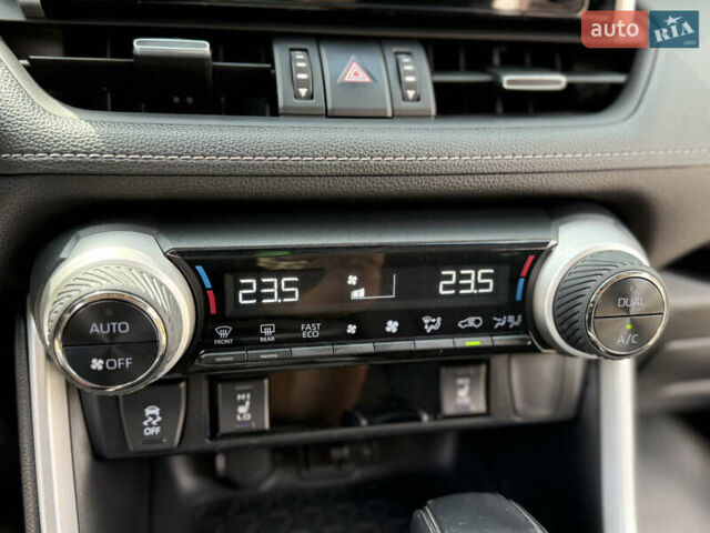 Белый Тойота РАВ 4, объемом двигателя 1.99 л и пробегом 159 тыс. км за 25999 $, фото 40 на Automoto.ua