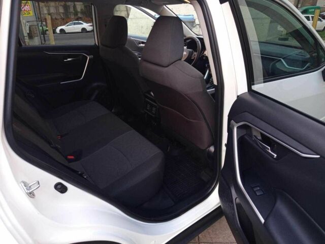 Белый Тойота РАВ 4, объемом двигателя 0 л и пробегом 112 тыс. км за 16000 $, фото 7 на Automoto.ua