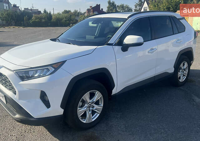 Білий Тойота РАВ 4, об'ємом двигуна 2.49 л та пробігом 75 тис. км за 28000 $, фото 15 на Automoto.ua