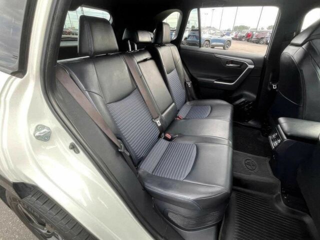 Белый Тойота РАВ 4, объемом двигателя 2.5 л и пробегом 33 тыс. км за 11000 $, фото 9 на Automoto.ua