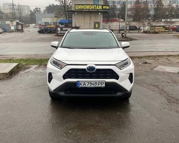 Білий Тойота РАВ 4, об'ємом двигуна 2.49 л та пробігом 190 тис. км за 29500 $, фото 2 на Automoto.ua