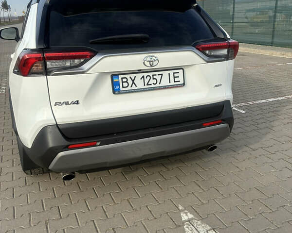 Белый Тойота РАВ 4, объемом двигателя 1.99 л и пробегом 167 тыс. км за 27500 $, фото 18 на Automoto.ua