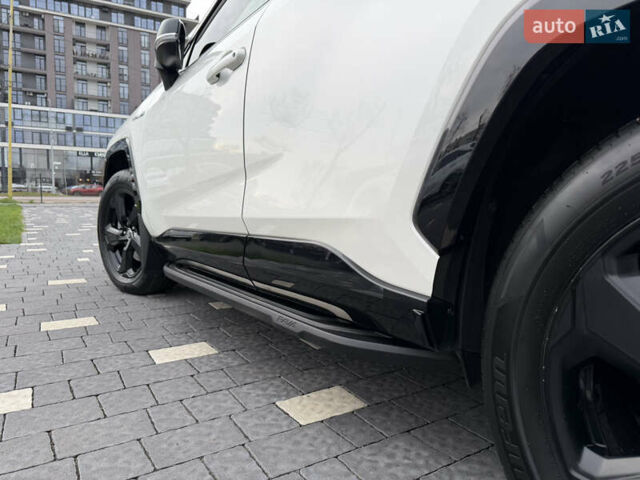 Белый Тойота РАВ 4, объемом двигателя 2.5 л и пробегом 118 тыс. км за 34000 $, фото 16 на Automoto.ua